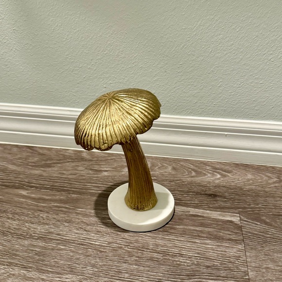 Gold Mushroom Metal Figurine with Marble stand/base. NWT - Picture 3 of 8